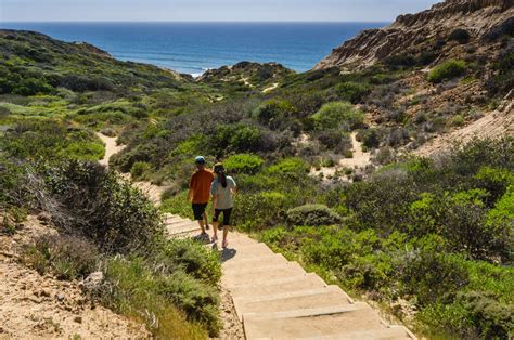 Best Hikes in San Diego: Potato Chip Rock & More Top Hiking Trails - Thrillist