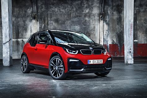 Photo Comparison: BMW i3 vs BMW i3S