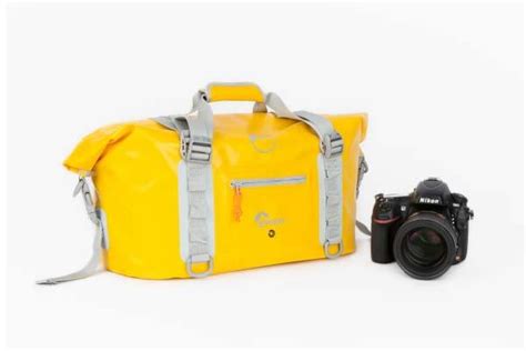 DryZone Duffle Waterproof Camera Bag | Gadgetsin