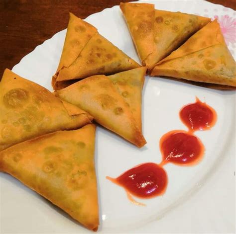 Clipkulture | Beef Samosa Recipe