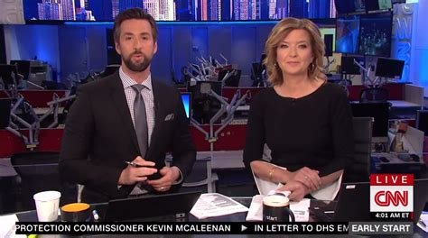 CNN N.Y. newsroom is slowly being disassembled right in front of viewers - NewscastStudio