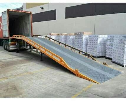 Forcelift Blue Loading Unloading Ramp For Vehicle, Capacity: 9ton, Rs ...