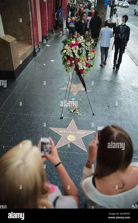 5 August 2012, Los Angeles, California. Marilyn Monroe remembered by fans on the 50th ...