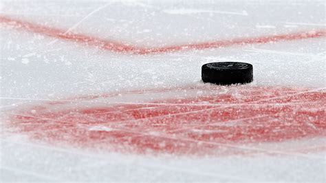 Hockey Player Died From Puck - Desconchadamente