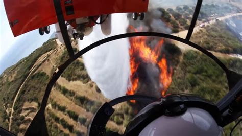 The Erickson Air Crane® Helicopter: 2016 Firefighting in Australia - YouTube