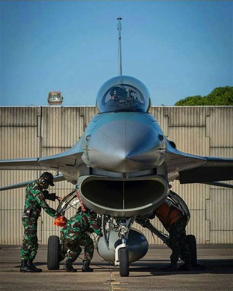 Pesawat F-16 TNI AU di Pitch Black 2016 Military Workout, Military Jets, Military Aircraft ...