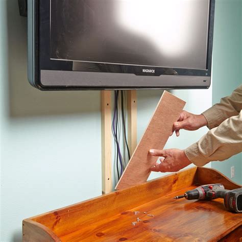 Wire Chase — Home Hack from The Family Handyman Cacher Cable Tv, Tv ...