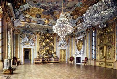 Interiors of the palace: General views Amber room