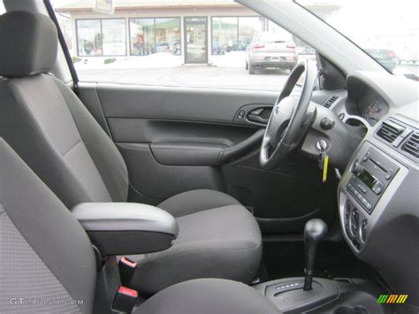 Charcoal Interior 2007 Ford Focus ZX3 SES Coupe Photo #45604090 | GTCarLot.com