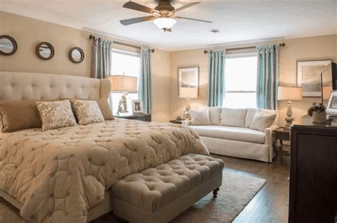 30 Gorgeous Beige Bedroom Ideas - PinZones | Beige bedroom, Beige living rooms, Beige room