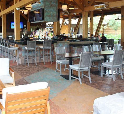 Dining Review: Geyser Point Bar And Grill at Disney's Wilderness Lodge - The Budget Mouse