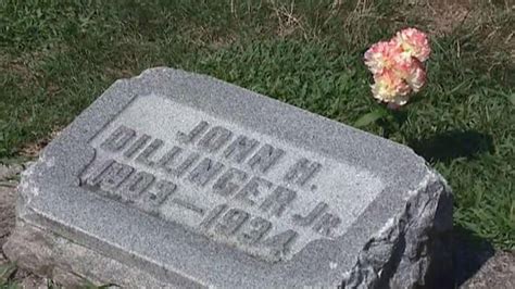 John Dillinger's exhumation set for New Year's Eve after Indiana approves permit | Fox News