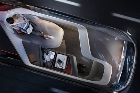 Inside the Cocoon: Here's What to Expect from Autonomous-Car Interiors | CarsRadars