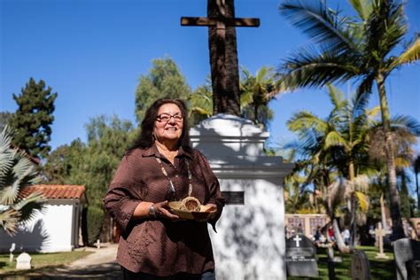 How an injury led Escondido artist to reconnect with her Luiseño culture through basketry - The ...