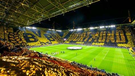 Bvb Fans / Bvb Fans Bvb Borussia Dortmund Fc Bayern Munchen Muenchen ...