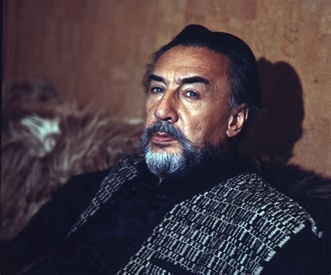 Romain Gary Biography - Facts, Childhood, Family Life & Achievements