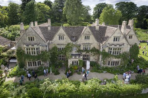 asthall manor | Dream house exterior, Old country houses, Small castles