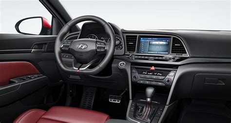 Elantra Sports Interior - Find a Car | Hyundai GT