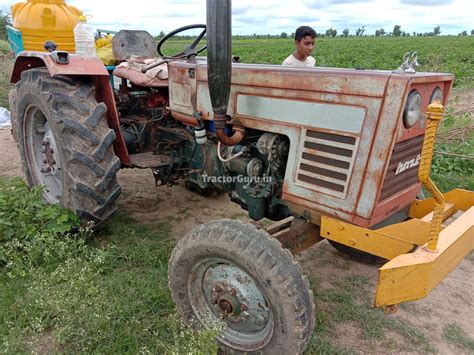 Get Second Hand HMT 2522 DX Tractor in Good Condition - 5352