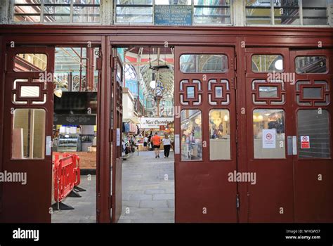 Borough market halifax hi-res stock photography and images - Alamy