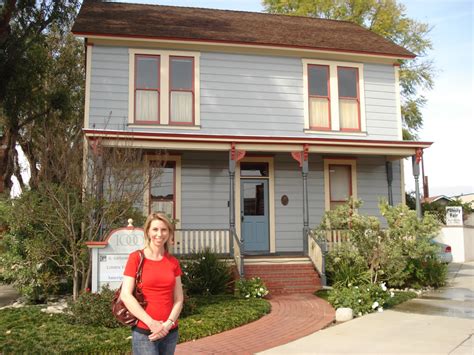 March trip to So Cal: Michael Myers house in "Halloween"