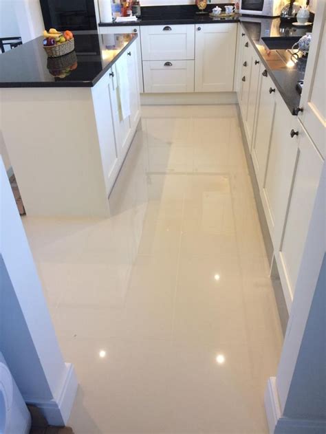 White polished porcelain floor tiles White kitchen, white shiny floor ...