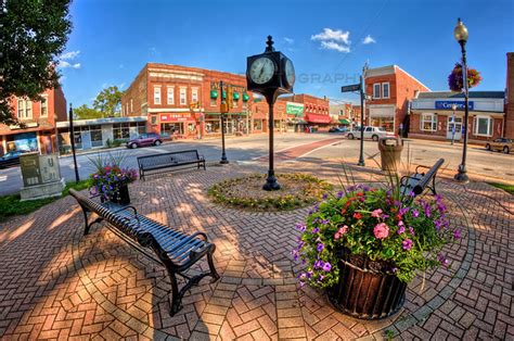 Downtown Chesterton, Indiana - JoeyBLS Photography JoeyBLS Photography