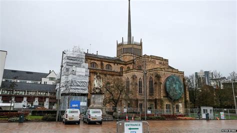 Blackburn Cathedral becomes mass vaccination centre - BBC News