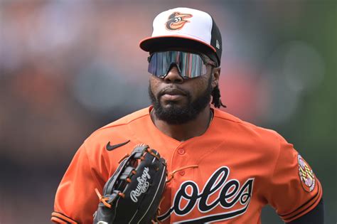 WATCH: Cedric Mullins robs Ty France of game-tying home run in Orioles ...