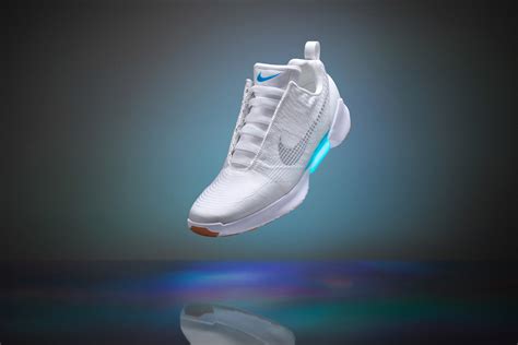 Nike Debuts HyperAdapt 1.0, World's First Self-Tying Shoes | Digital Trends