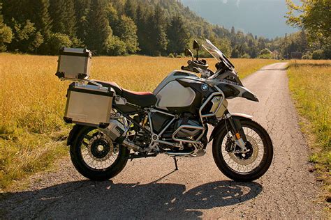 BMW R 1250 GS Adventure Specifications & Features - Details & other technical specs | Bikedekho.com