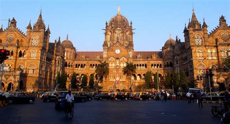 jouljet: Melbourne’s Flinders Street Station In Mumbai?