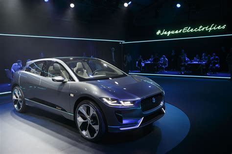 Jaguar Land Rover Plans to Give Model Range an Electric Jolt | BloombergNEF