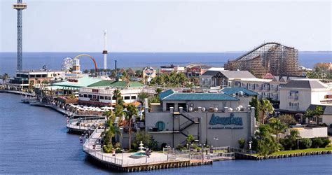 GALVESTON.COM: Kemah Boardwalk - Kemah, TX