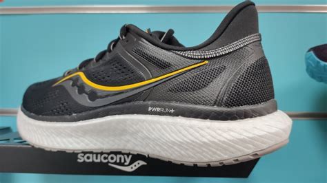 Saucony Hurricane 23 - Análisis y opinión - Zapatilla: Entrenamiento - Review ...