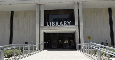 Hillsborough County Commission working to restrict books in public ...