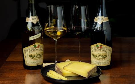 Caves Jean Bourdy and Comté Cheese: Jura Classics #Winophiles | foodwineclick