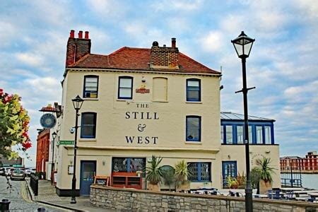 Discover over 120 great Pubs in Portsmouth and Southsea