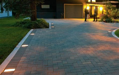 Top 40 Best Driveway Lighting Ideas - Landscaping Designs