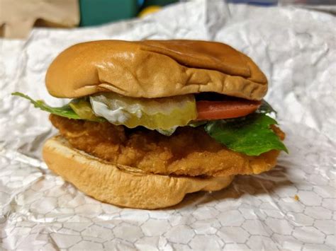 Review: Wendy's - Classic Chicken Sandwich