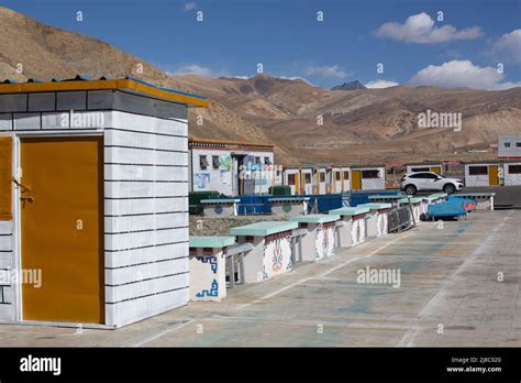 Qomolangma National Park, Tibet Stock Photo - Alamy