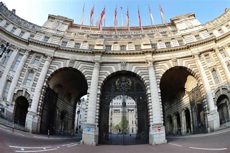 Admiralty Arch hotel development acquired by billionaire Reuben brothers