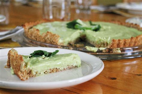 Creamy Coconut Avocado Lime Pie