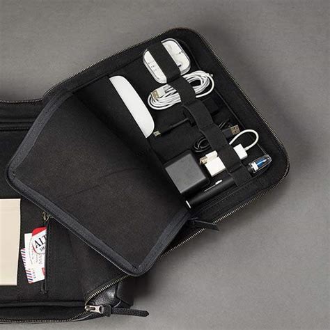 Saola Handmade Personalized Leather Tech Backpack | Gadgetsin