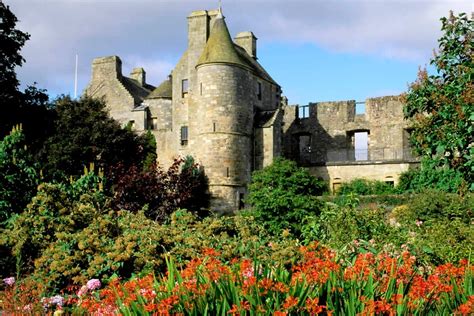 Falkland Palace & Garden 2-for-1 entry - BBC Gardeners World Magazine