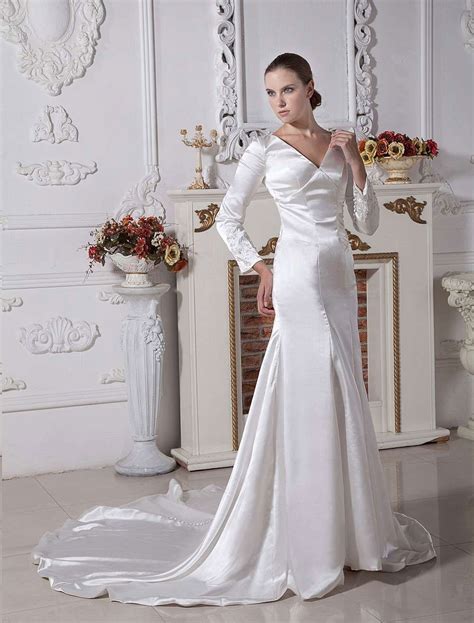 Beautiful Bella Twilight Wedding Dresses : Bella Wedding Dress Ivory Elastic Woven Satin Vneck ...