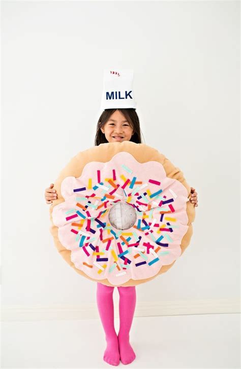 DIY NO-SEW FELT DONUT COSTUME FOR KIDS | Donut costume, Donut halloween costume, Halloween ...