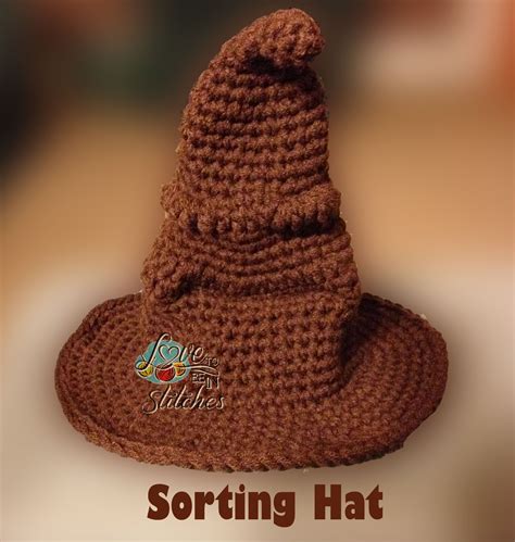 Harry Potter Sorting Hat. FREE pattern by Crafty is Cool. Mode Crochet ...