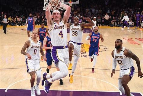 17 Players On Los Angeles Lakers Roster For NBA Restart