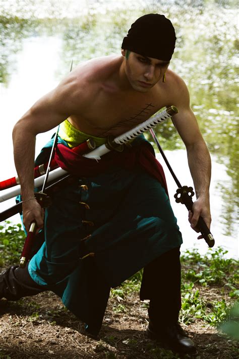 Roronoa Zoro Cosplay by HyTeZ Cosplay by iHyTeZ on DeviantArt